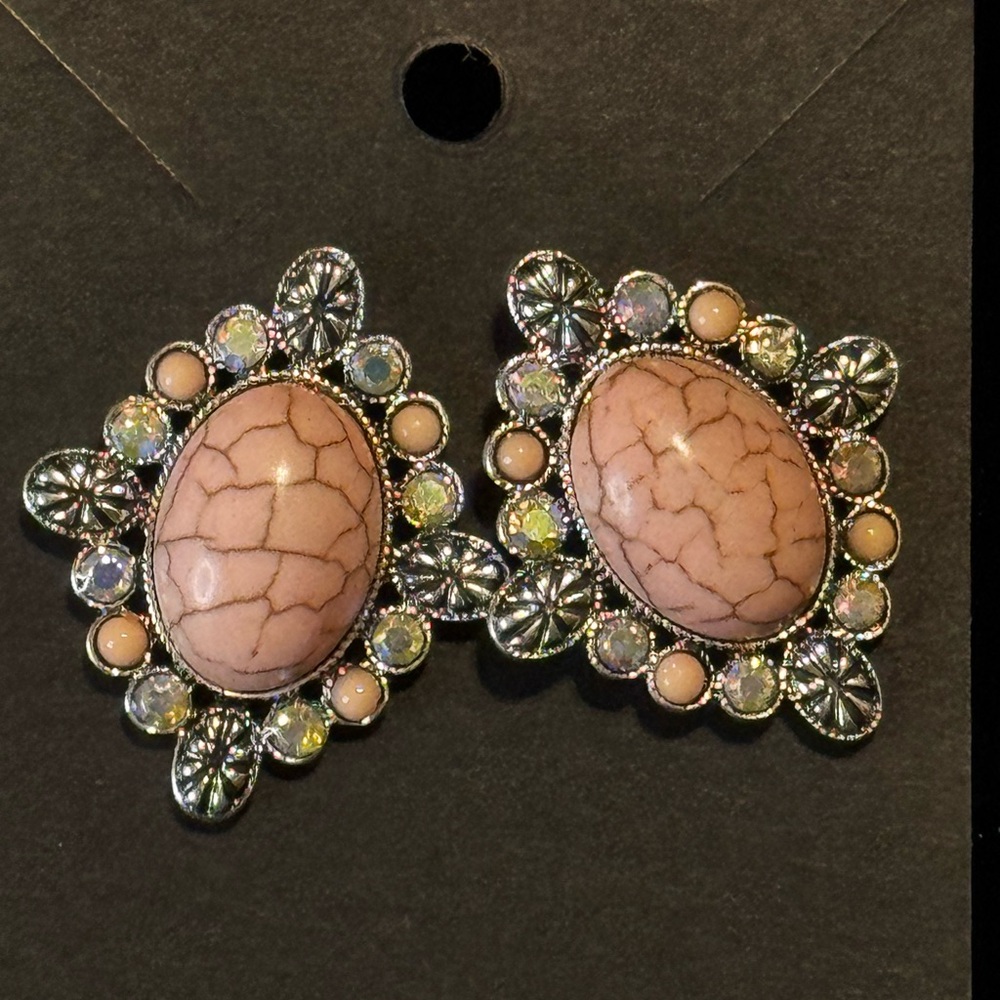 Vintage-Inspired Pink Stone Cluster Statement Earrings